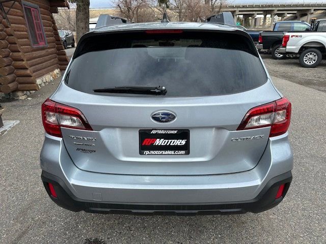 Used 2018 Subaru Outback 2.5i Premium image 20