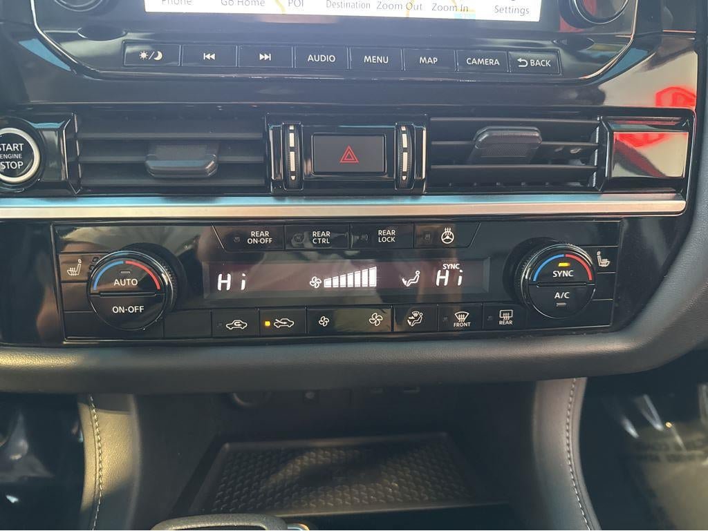 Used 2023 Nissan Pathfinder SL AWD/4WD image 23