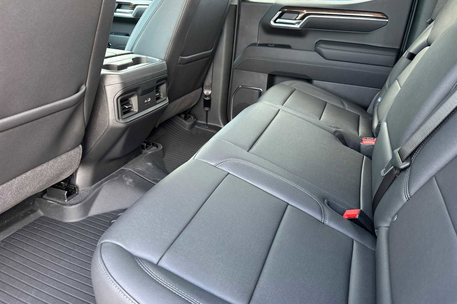 New 2026 Chevrolet Silverado 1500 LT Trail Boss w/ LT Trail Boss Premium Package image 7