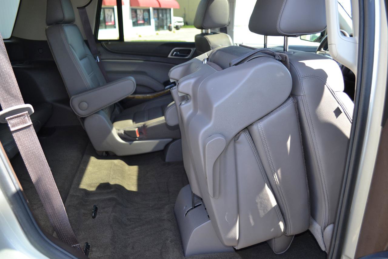 Used 2017 GMC Yukon Denali w/ Open Road Package AWD/4WD image 46