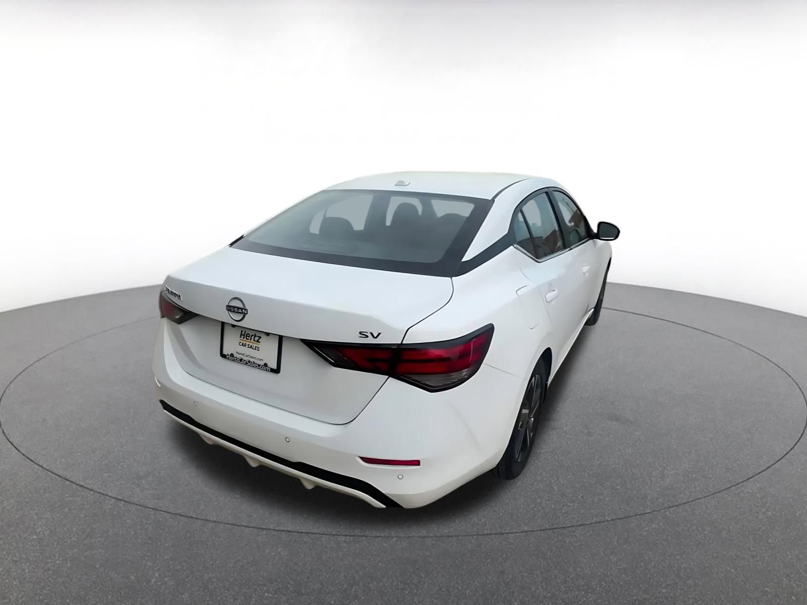 Used 2024 Nissan Sentra SV FWD image 14