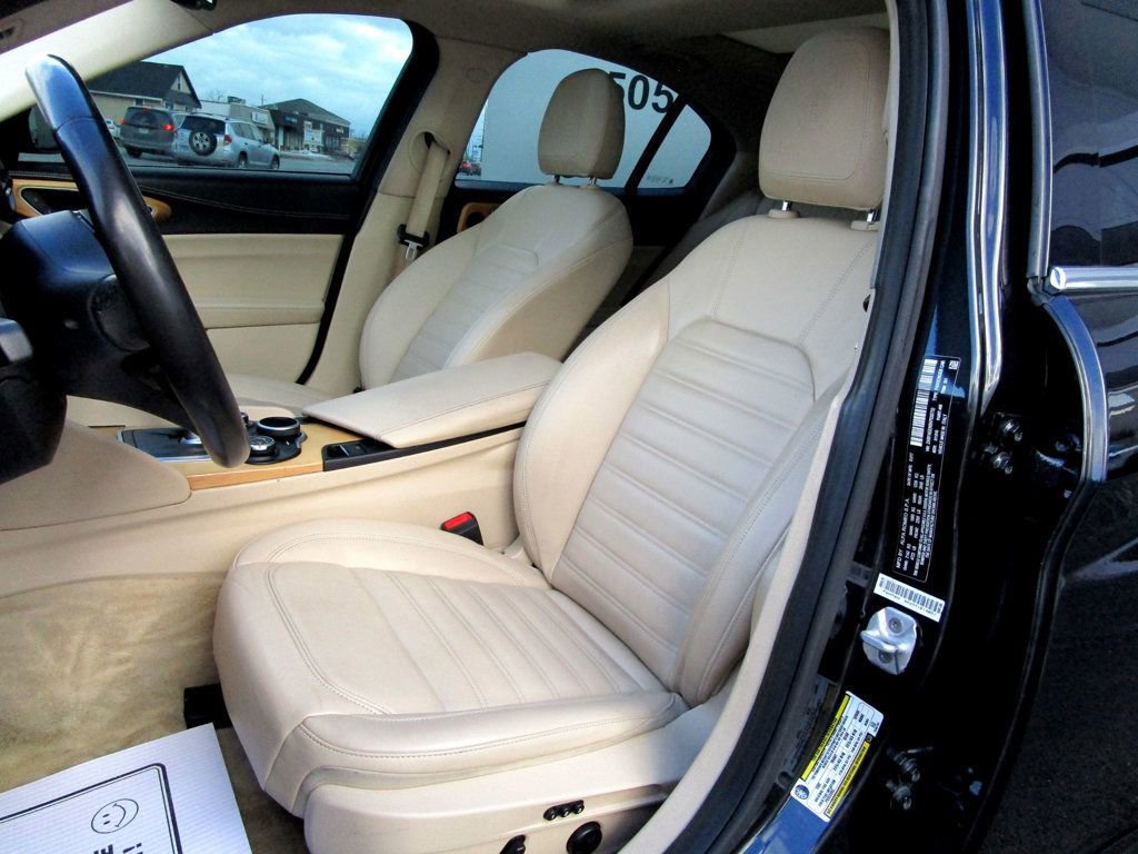 Used 2017 Alfa Romeo Giulia Ti w/ TI Lusso Light Wood Package image 15