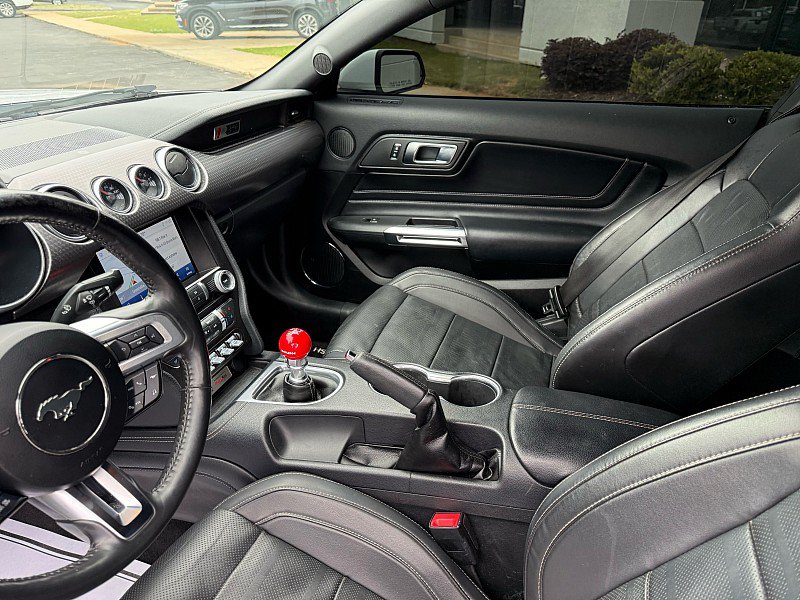 Used 2022 Ford Mustang GT Premium w/ GT Performance Package RWD image 12