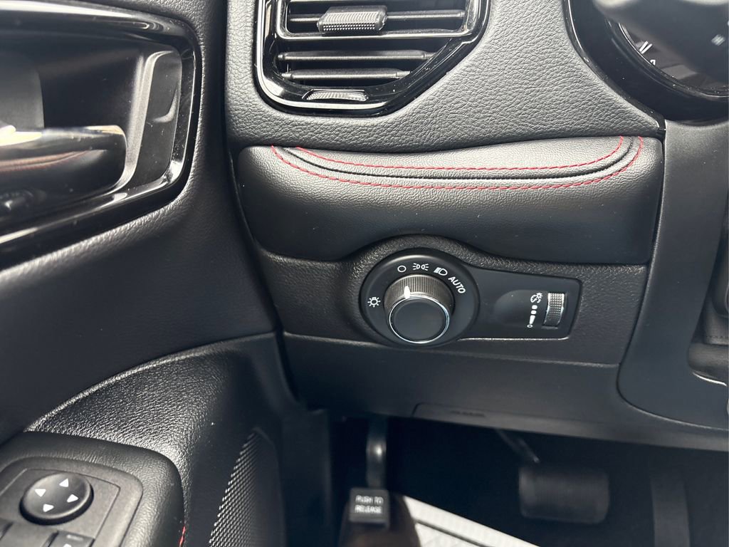 Used 2024 Dodge Durango R/T image 15