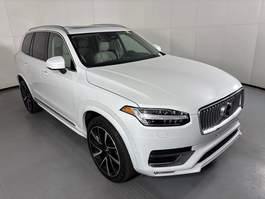 Used 2023 Volvo XC90 B6 Plus w/ Protection Package Premier AWD/4WD image 2