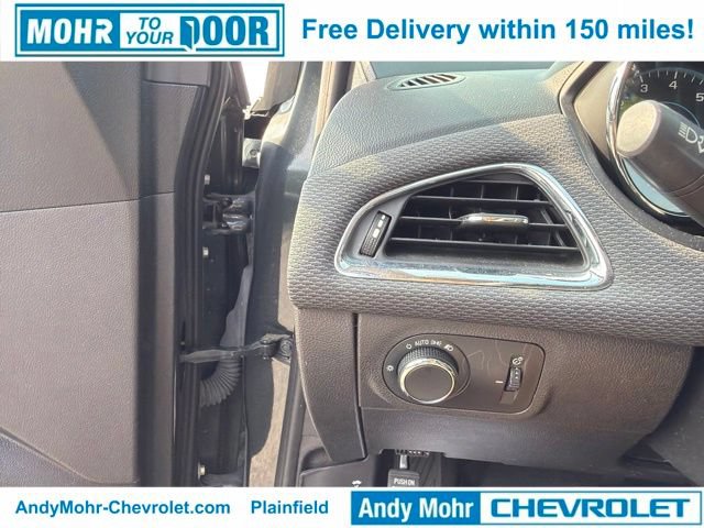 Used 2017 Chevrolet Cruze LT FWD image 13