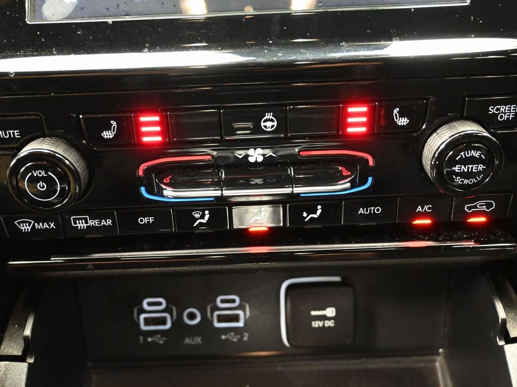 Used 2024 Jeep Grand Cherokee L Laredo image 26