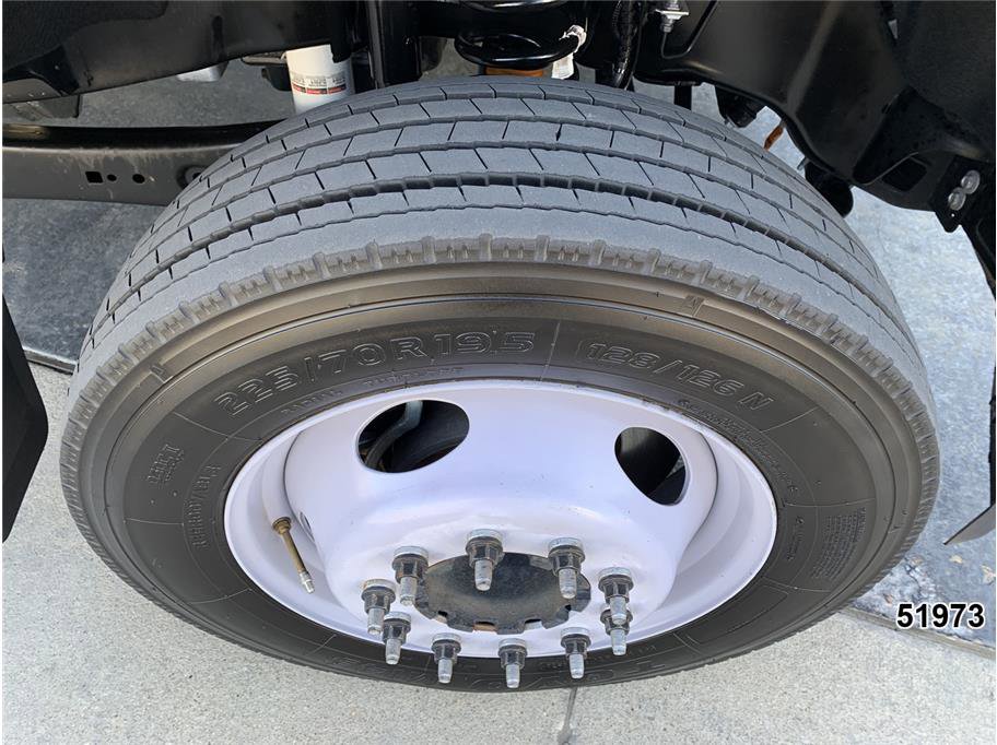 Used 2023 Ford F550 2WD Regular Cab Super Duty image 17