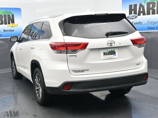 Used 2018 Toyota Highlander XLE FWD image 4