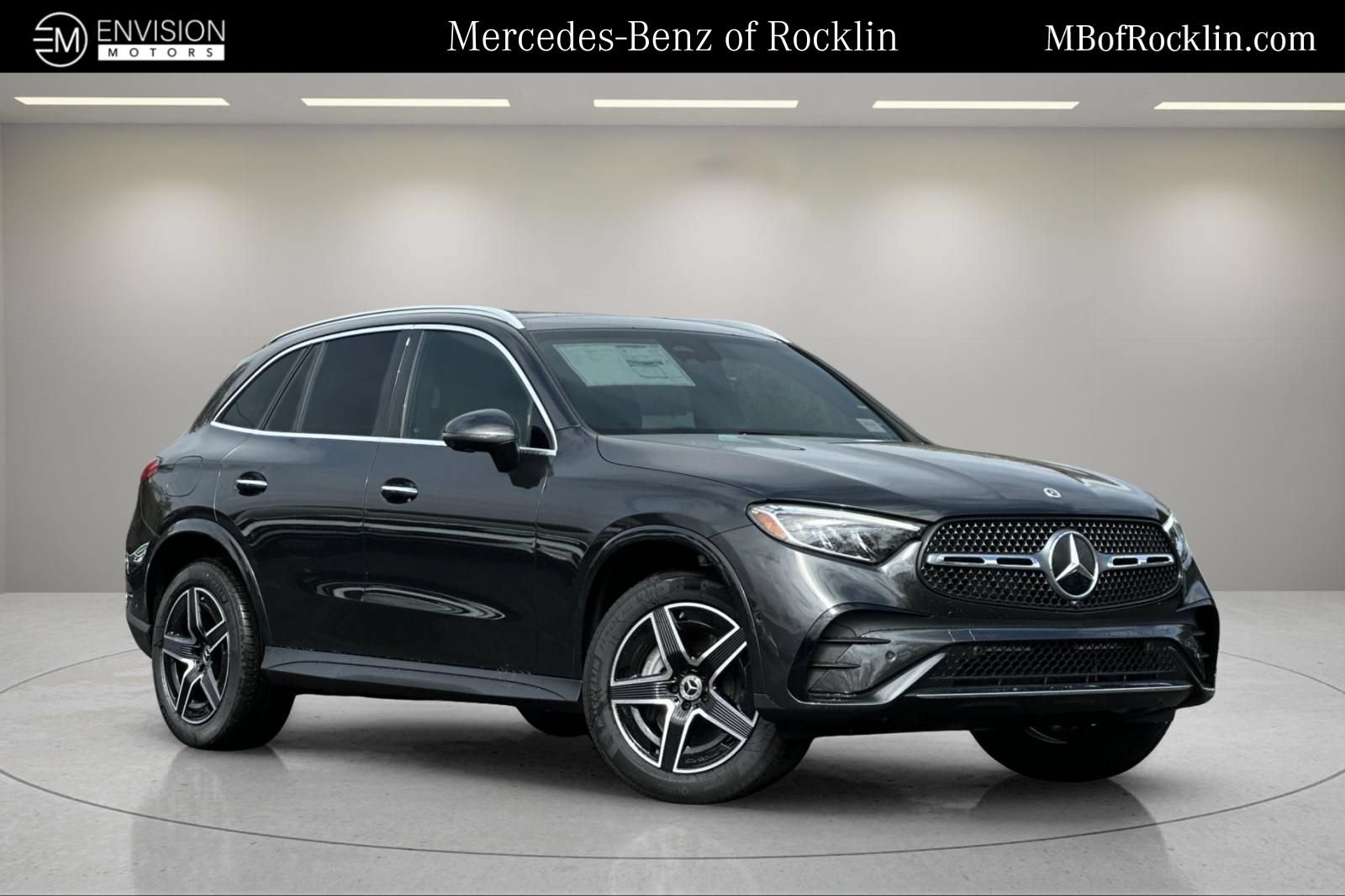 New 2025 Mercedes-Benz GLC 300 4MATIC image 1