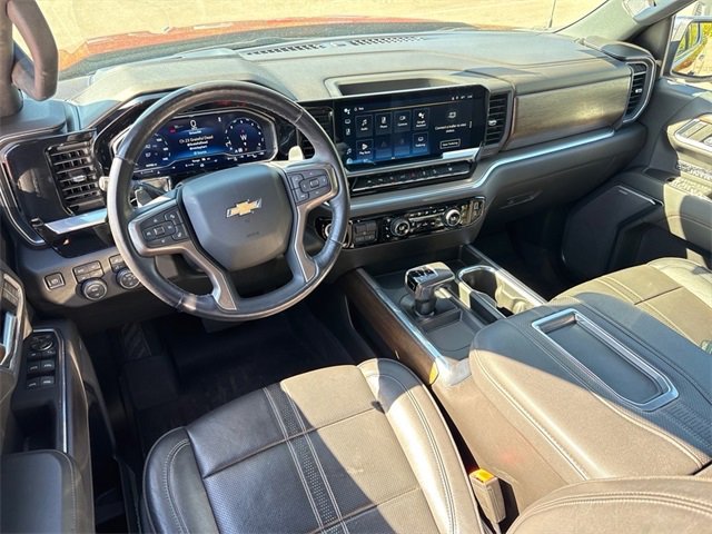 Used 2022 Chevrolet Silverado 1500 High Country w/ Z71 Off-Road Package image 12