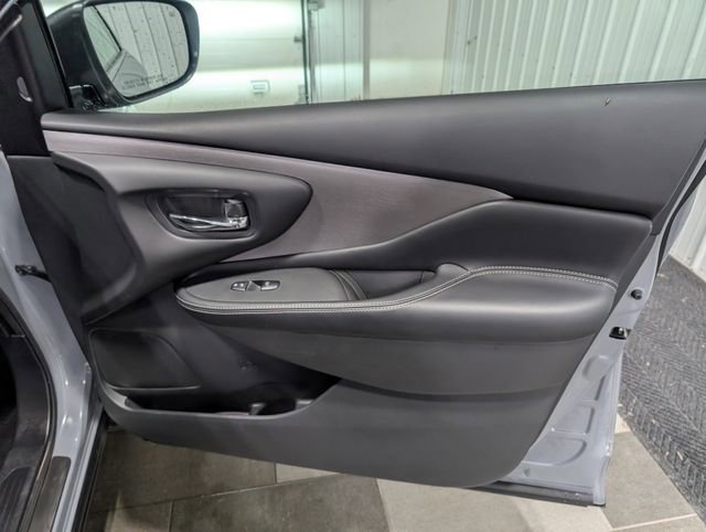Used 2024 Nissan Murano SV w/ SV Midnight Edition Package AWD/4WD image 25