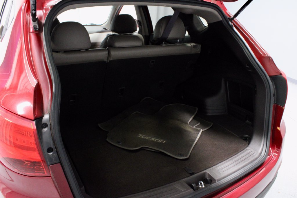 Used 2015 Hyundai Tucson GLS w/ Option Group 02 AWD/4WD image 13