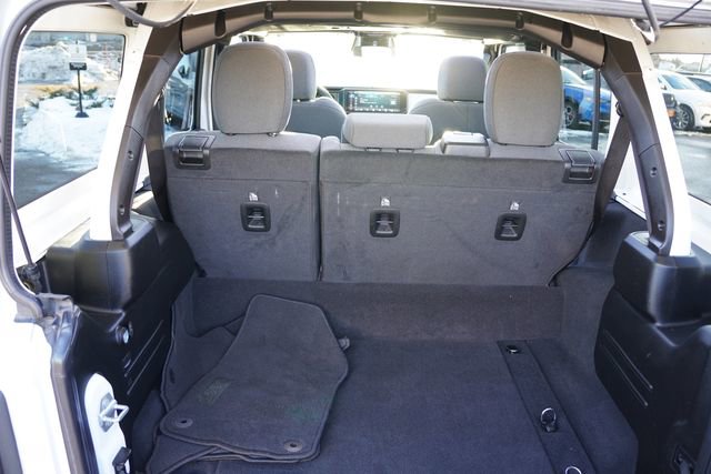 Certified 2025 Jeep Wrangler Unlimited Sahara w/ Safety Group image 20