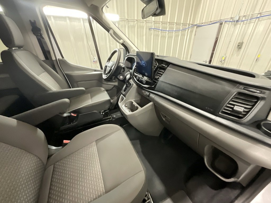 Used 2025 Ford Transit 350 XLT image 11