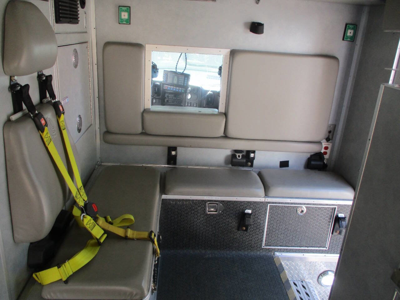 Used 2009 Chevrolet Kodiak C4500 2WD Regular Cab image 45