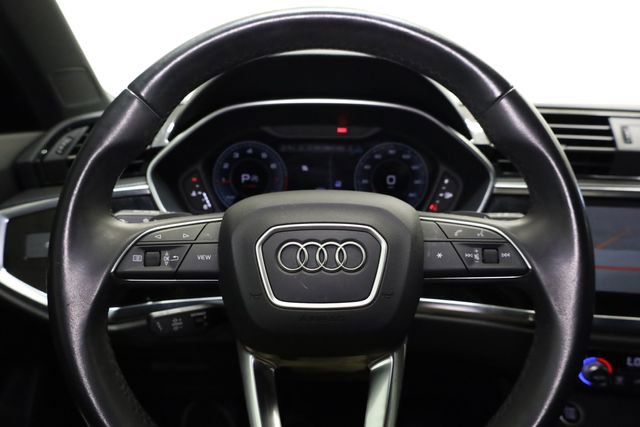 Used 2024 Audi Q3 2.0T Premium Plus image 17