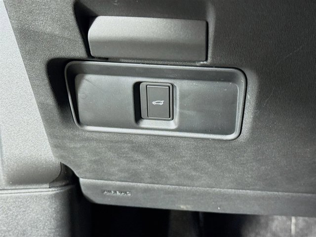 New 2026 Land Rover Discovery Sport Landmark image 10