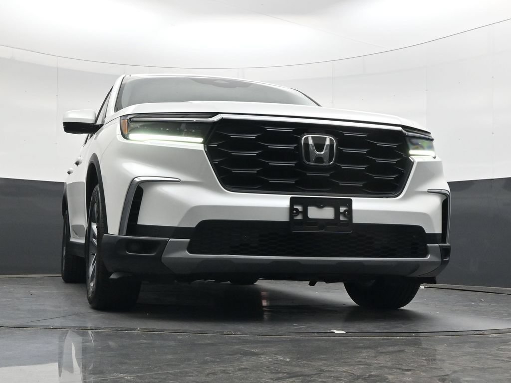 Used 2025 Honda Pilot EX-L image 42