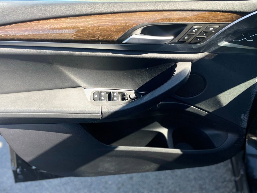 Used 2018 BMW X3 xDrive30i AWD/4WD image 11
