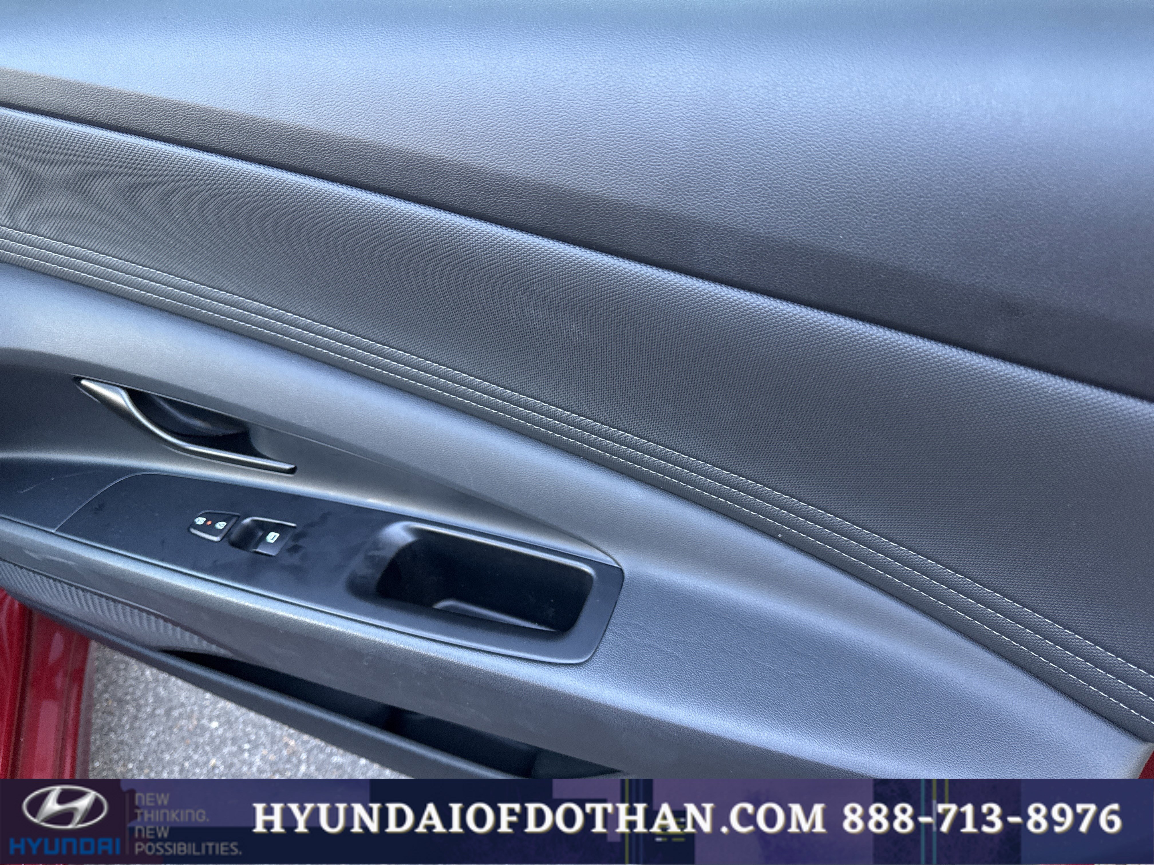 Certified 2025 Hyundai Elantra Sport image 17