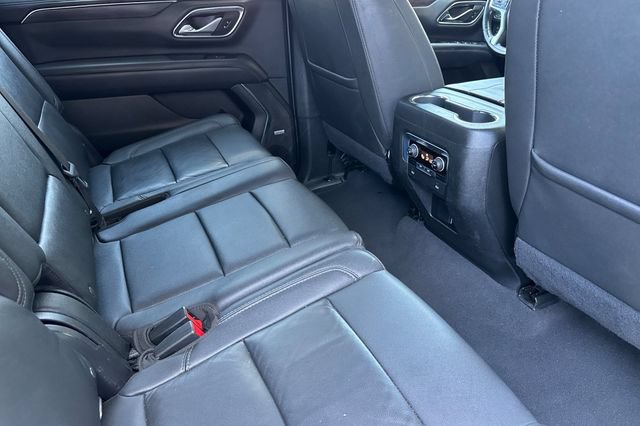 Used 2022 Chevrolet Suburban LT AWD/4WD image 19