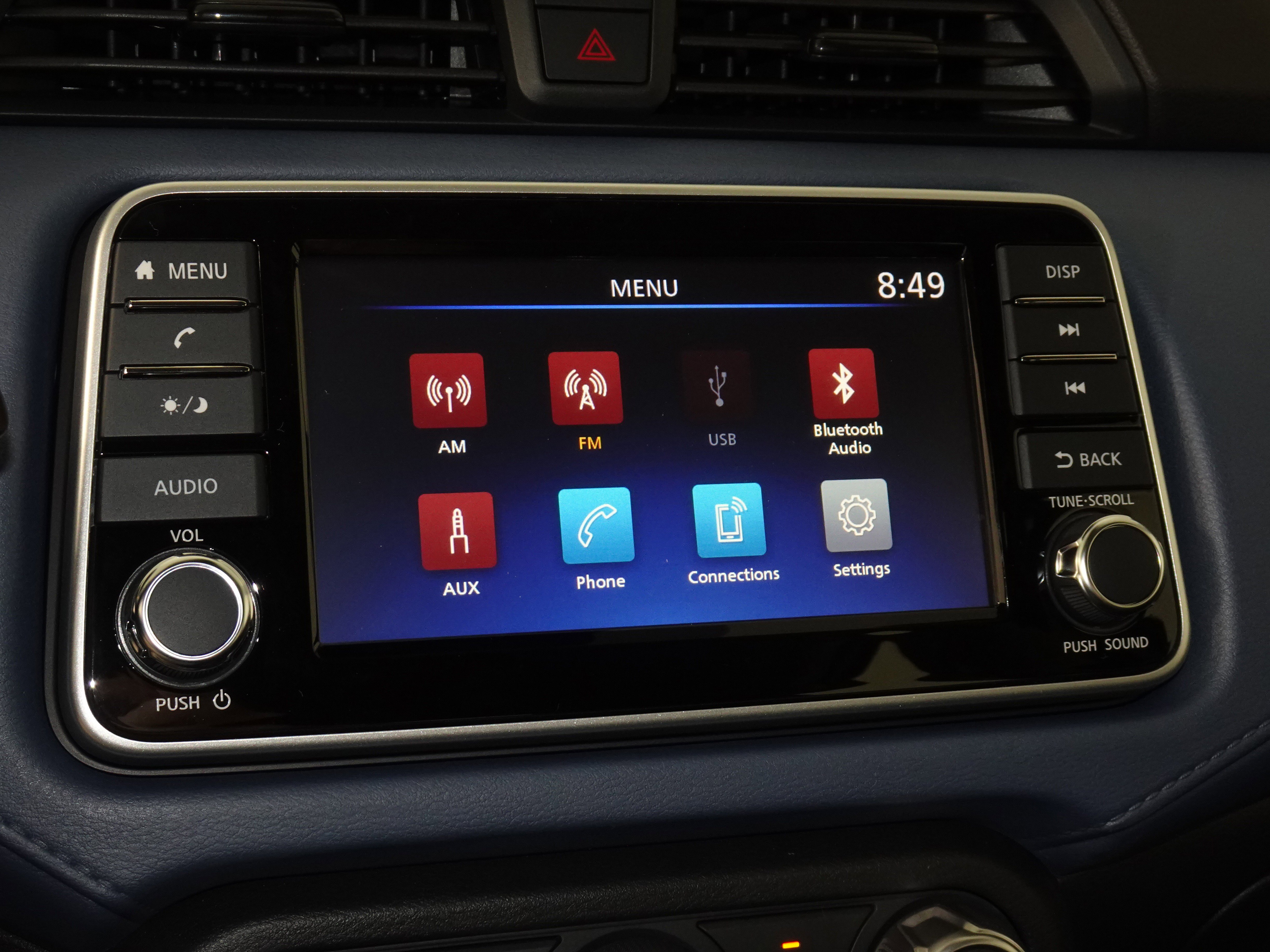 New 2025 Nissan Versa SV w/ Trunk Package image 23