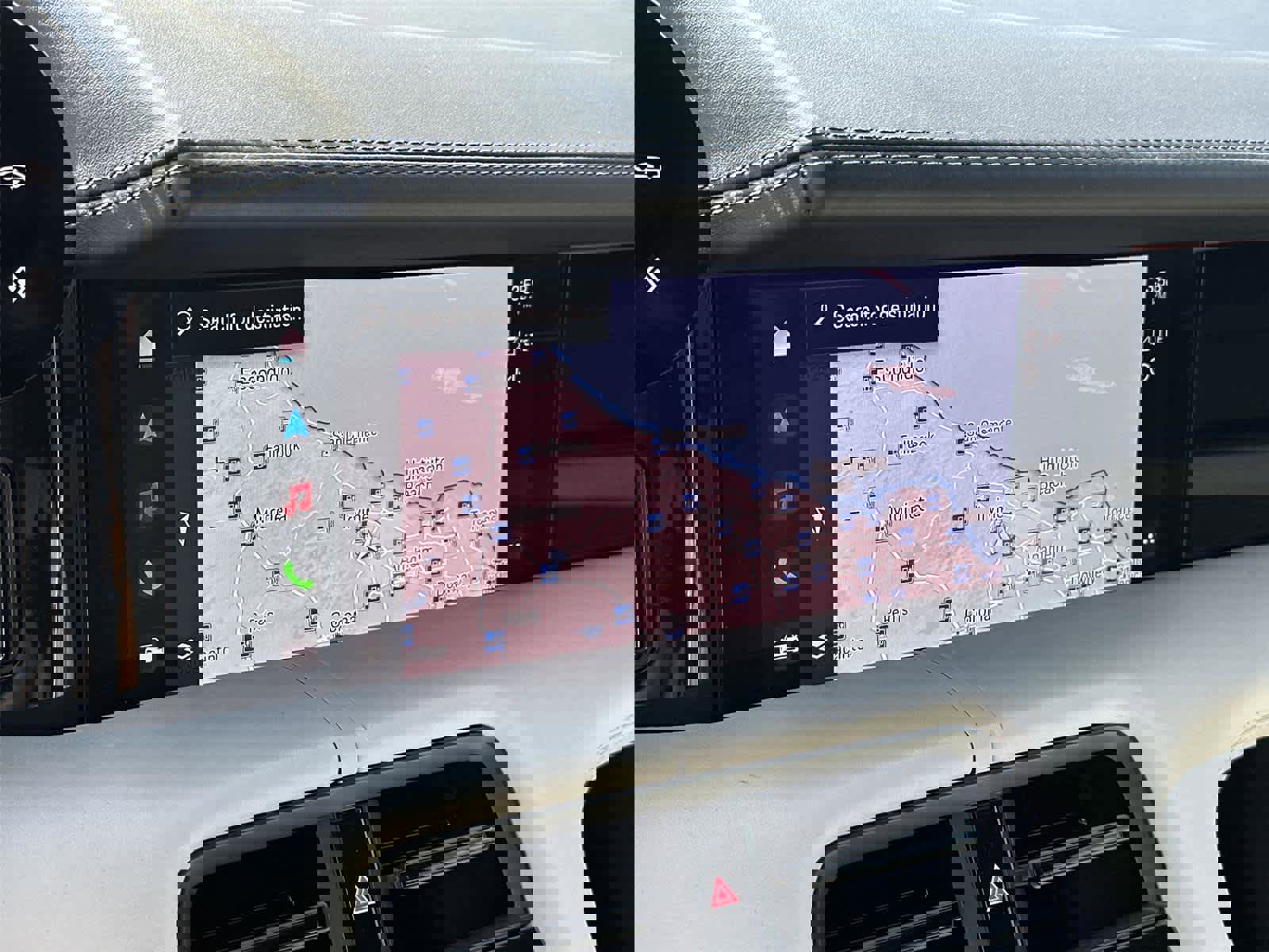 Used 2022 Porsche Taycan 4S AWD/4WD image 17