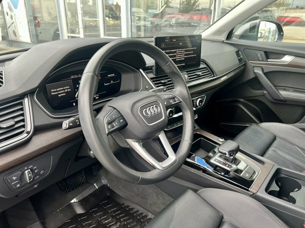 Used 2024 Audi Q5 2.0T Premium Plus w/ Premium Plus Package AWD/4WD image 14