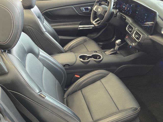 Used 2025 Ford Mustang Premium w/ Wheel & Stripe Package RWD image 4
