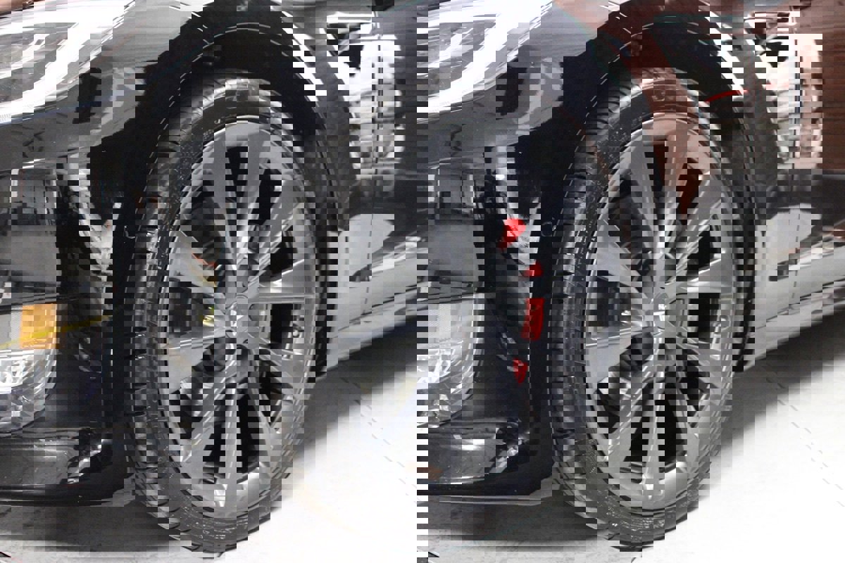 Used 2020 Tesla Model S Performance image 6