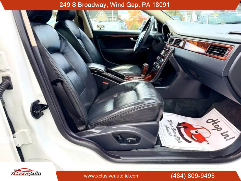 Used 2008 Volvo XC70 3.2 image 15