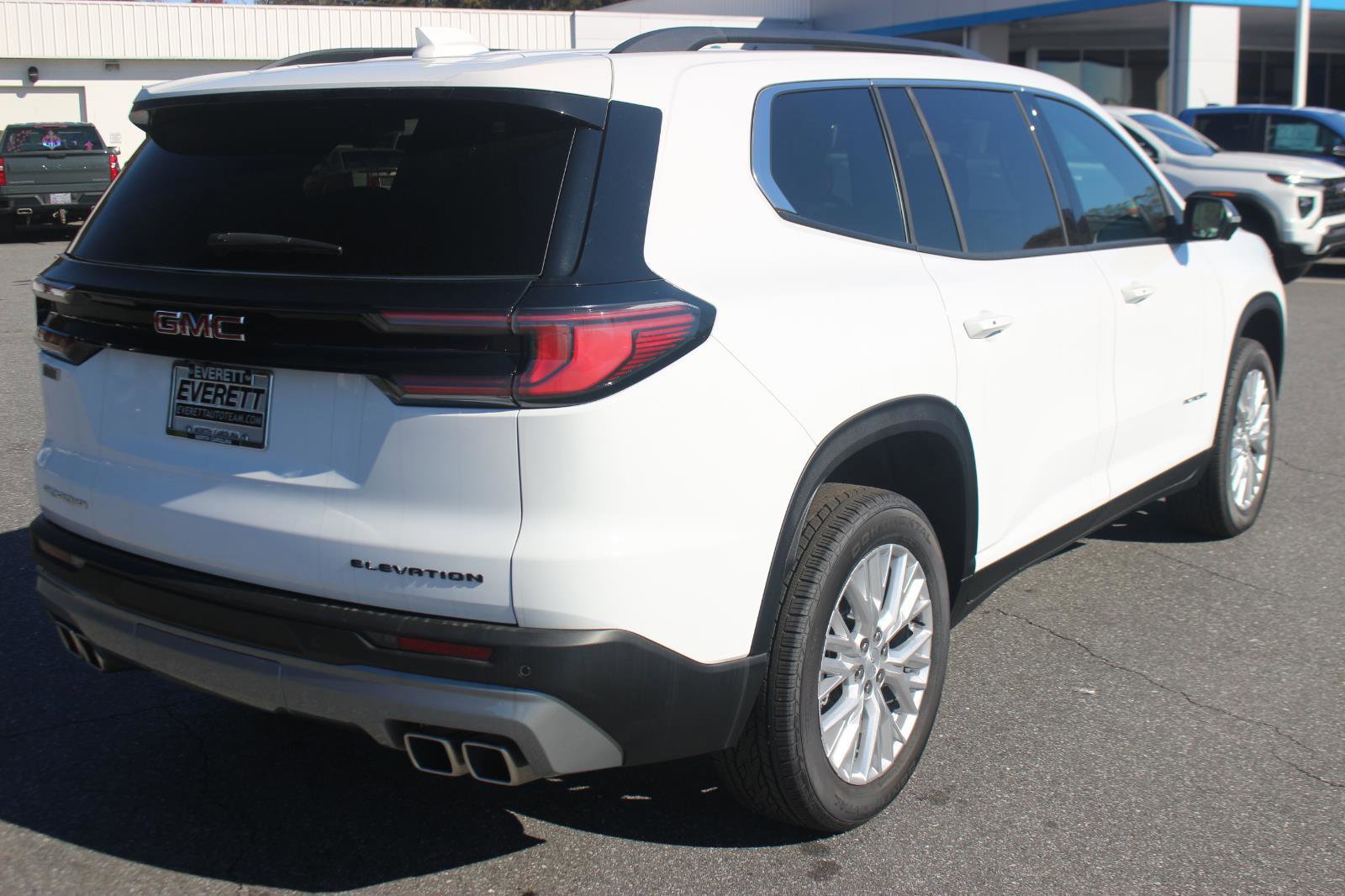 New 2025 GMC Acadia Elevation w/ Elevation Premium Package image 7