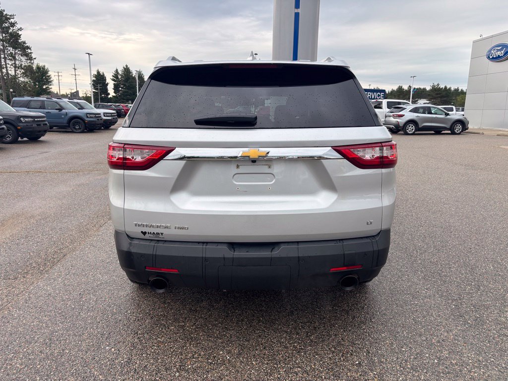 Used 2018 Chevrolet Traverse LT w/ LPO, Floor Liner Package AWD/4WD image 4