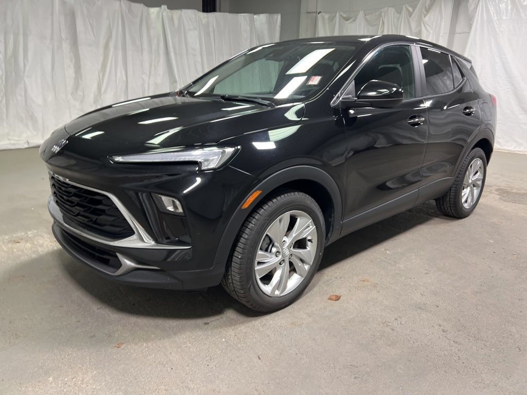 Used 2025 Buick Encore GX Preferred FWD image 3