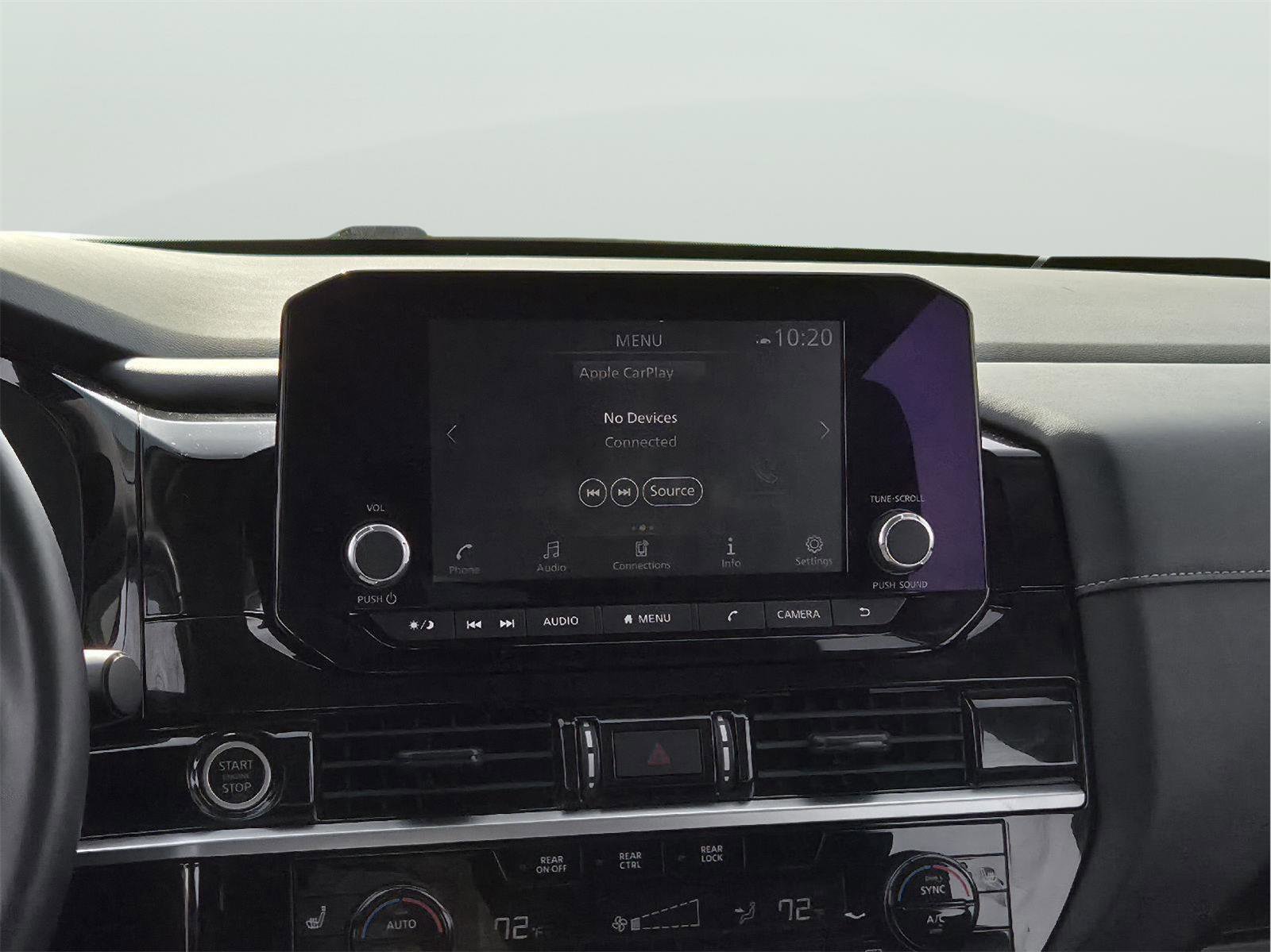 Used 2022 Nissan Pathfinder SV image 22