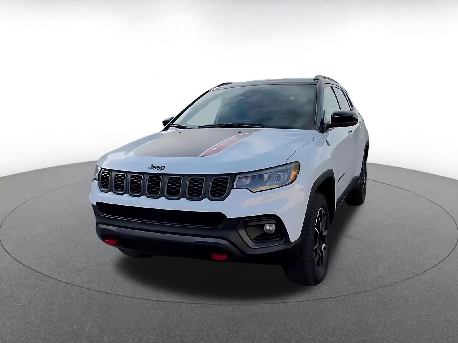 Used 2025 Jeep Compass Trailhawk AWD/4WD image 7