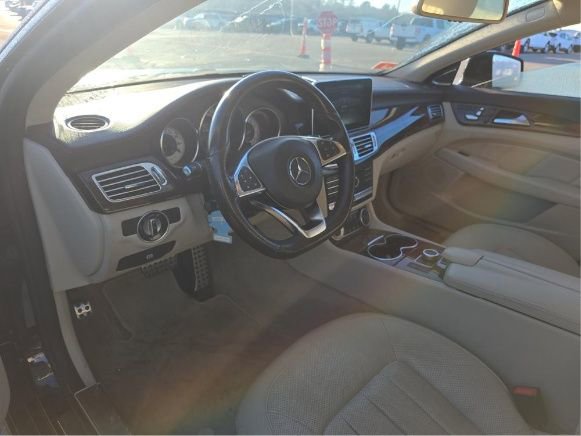 Used 2015 Mercedes-Benz CLS 550 4MATIC w/ Premium Package image 6