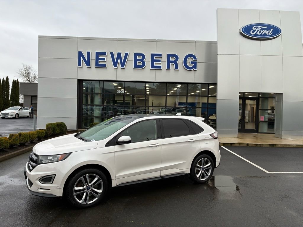 Used 2017 Ford Edge Sport w/ Equipment Group 401A AWD/4WD image 4