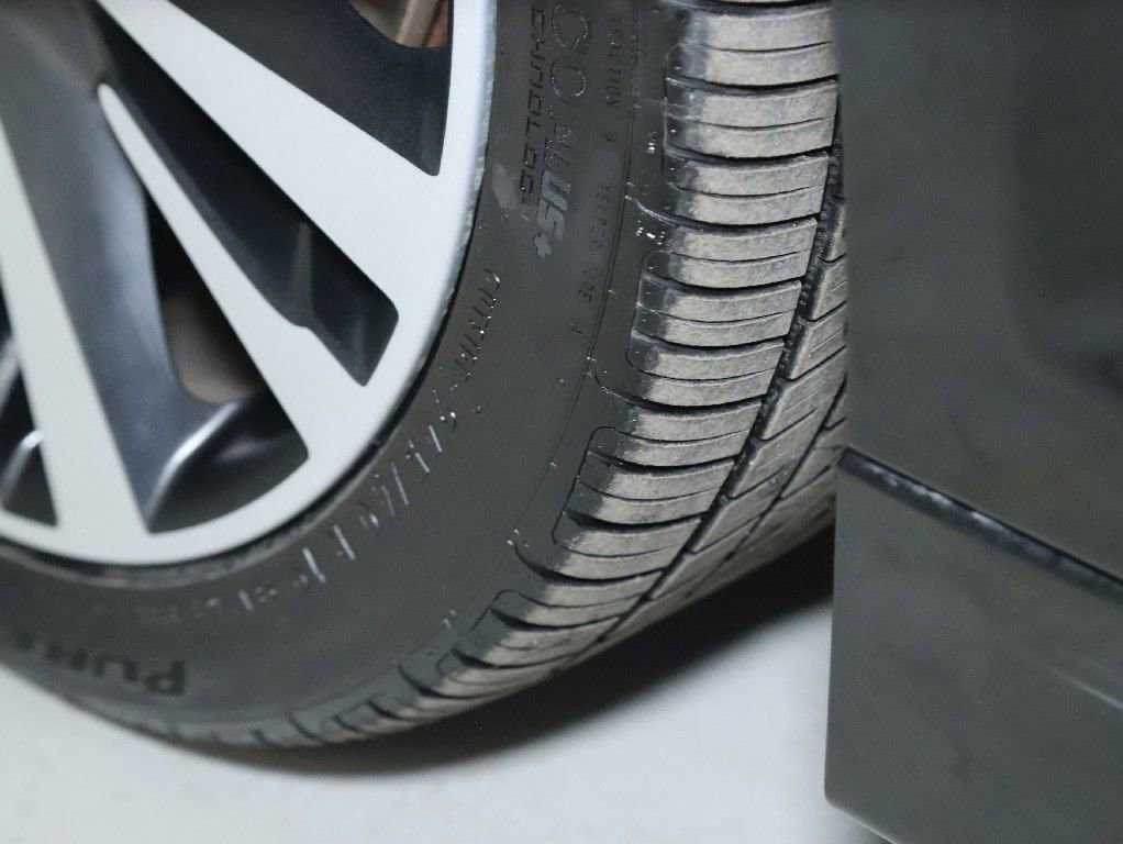 Used 2018 Lincoln MKZ Reserve w/ Climate Package image 36