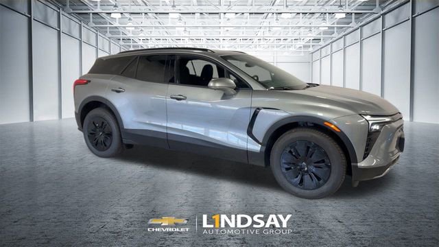 New 2026 Chevrolet Blazer EV LT w/ Midnight/Sport Edition FWD image 3