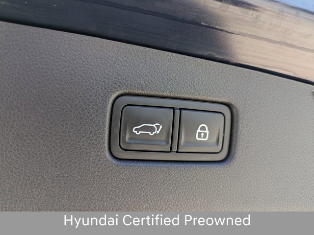 Used 2022 Genesis GV70 3.5T Sport w/ Sport Prestige Package AWD/4WD image 12