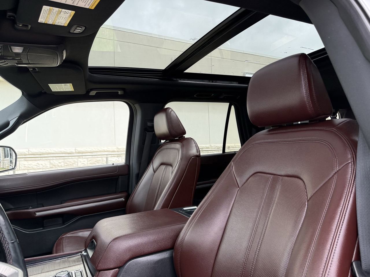 Used 2023 Ford Expedition Max Limited image 27