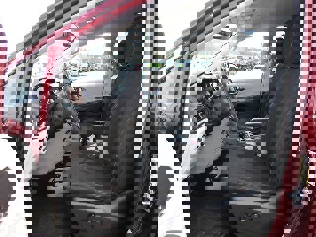 Certified 2023 Chrysler Pacifica Limited w/ Trailer Tow Group image 4