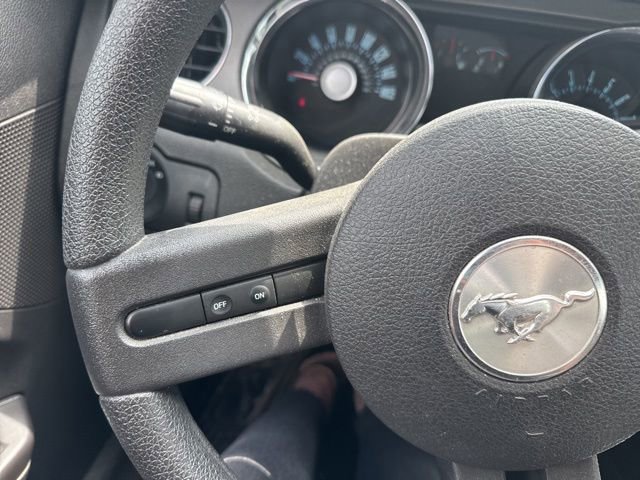 Used 2012 Ford Mustang Coupe RWD image 13