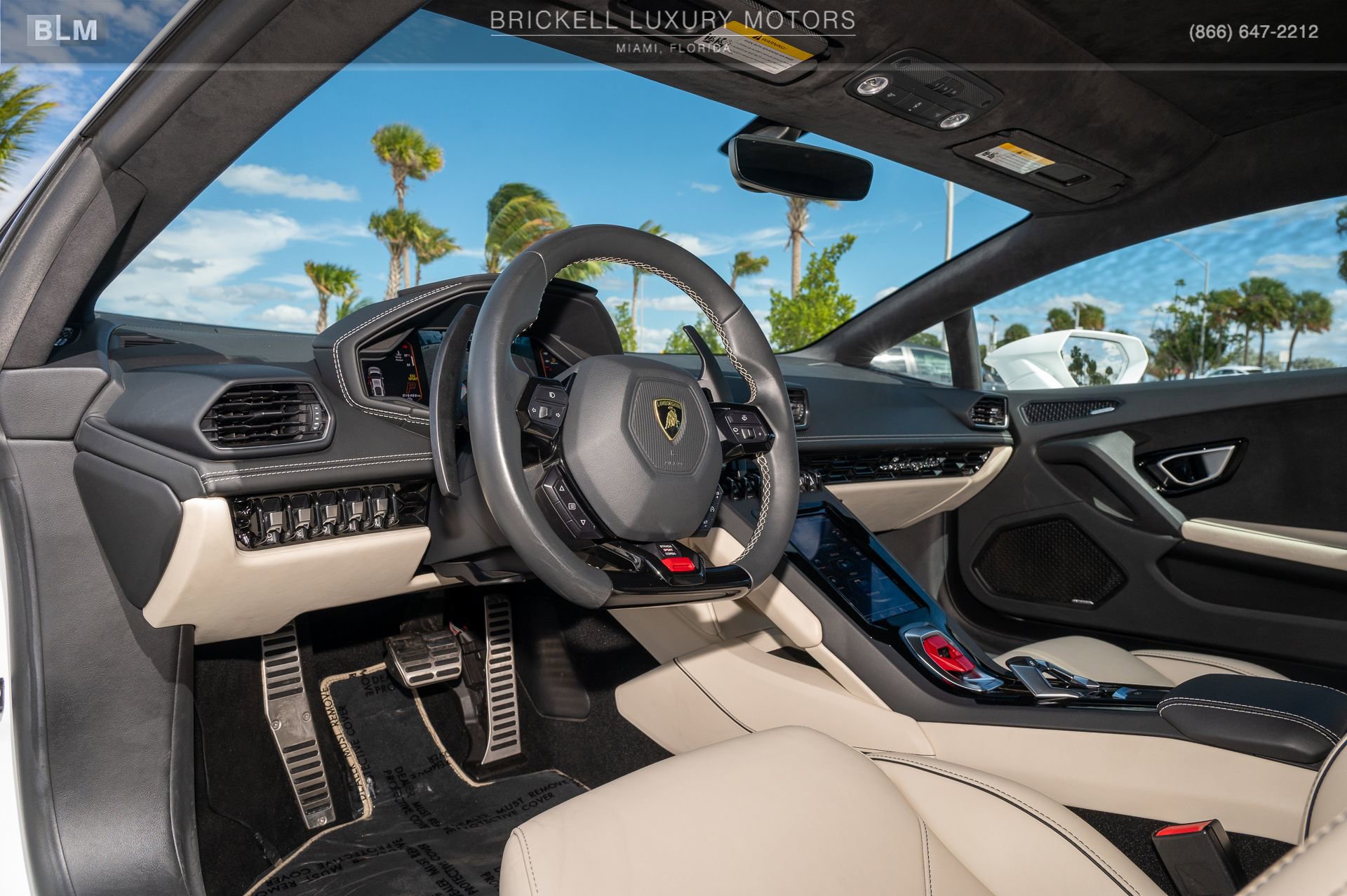 Used 2020 Lamborghini Huracan EVO image 5