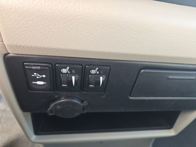 Used 2015 Toyota Sienna XLE image 21