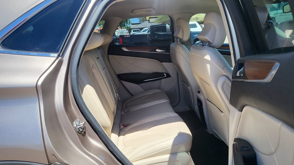 Used 2019 Lincoln MKC Select w/ MKC Climate Package FWD image 22