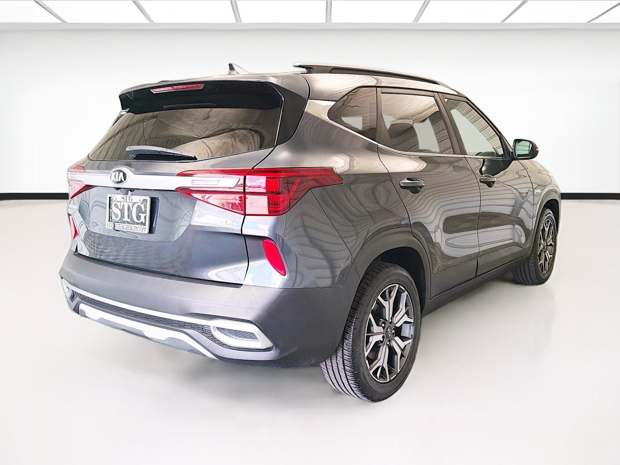 Used 2021 Kia Seltos EX AWD/4WD image 4
