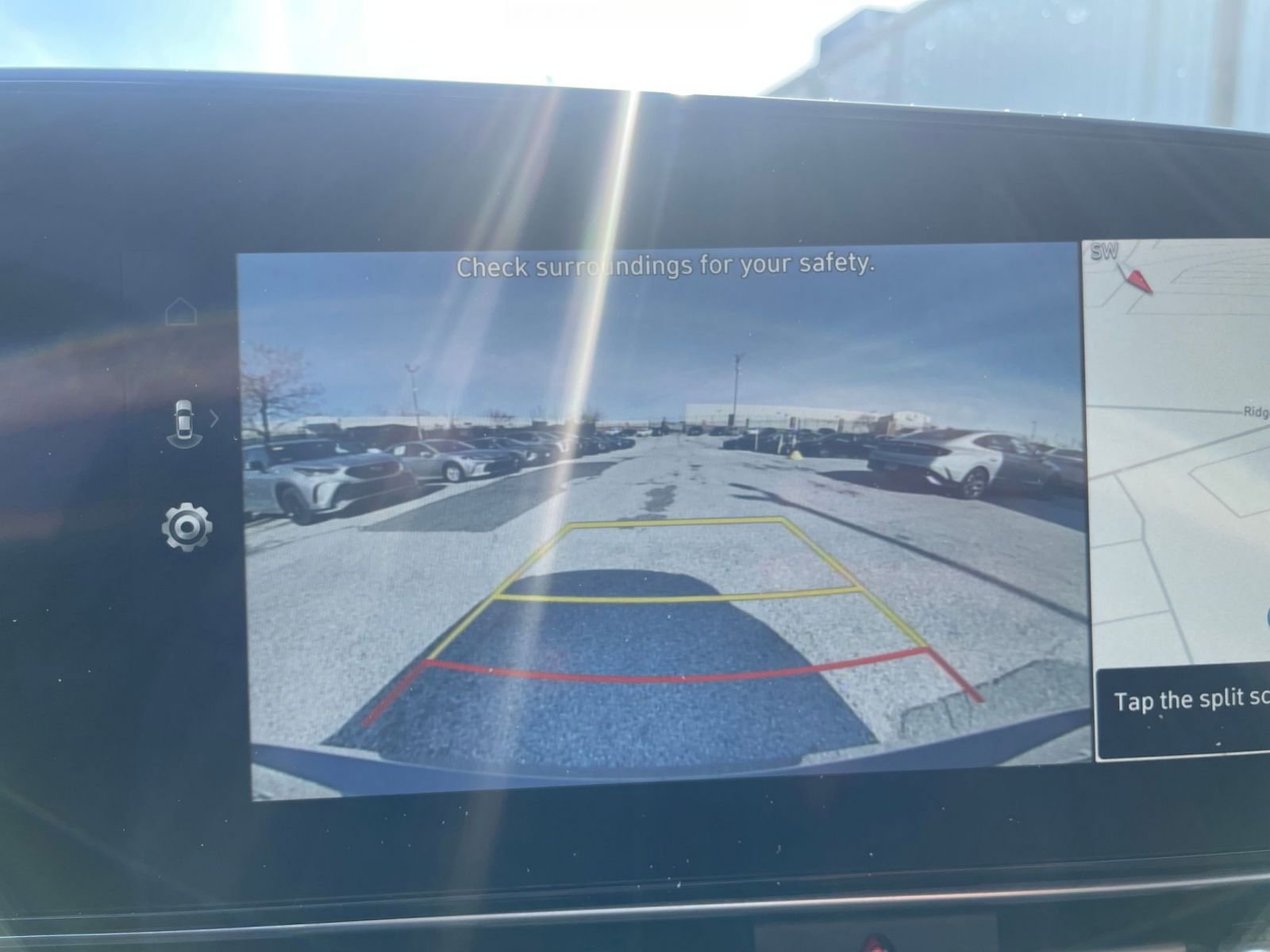 Used 2025 Hyundai Elantra SEL FWD image 23